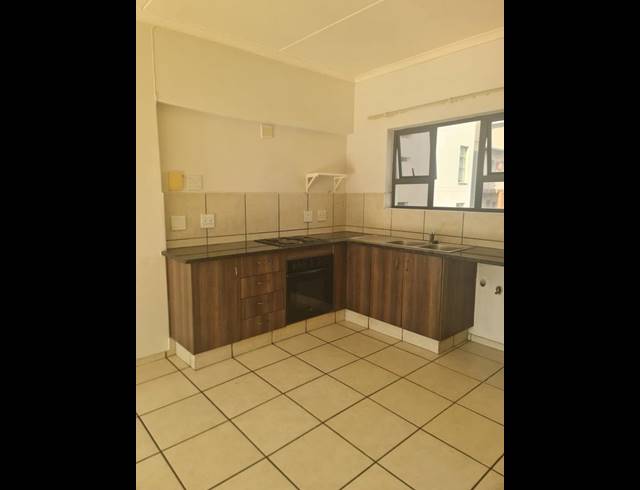 2 BEDROOM PROPERTY TO RENT IN SUNNINGHILL